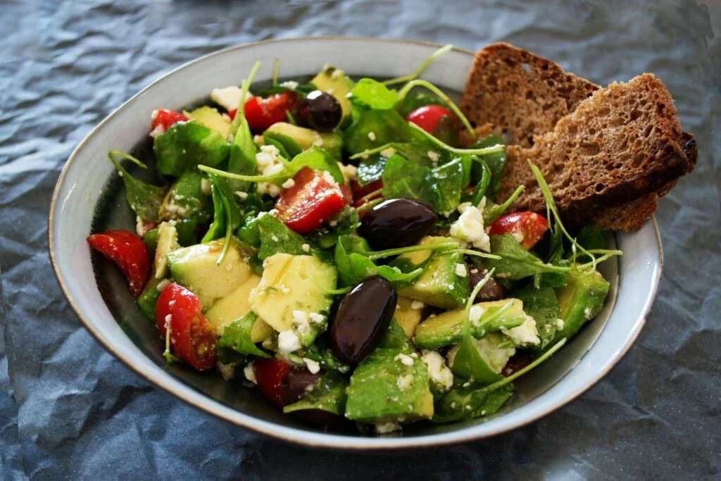 5 fat-reducing salad recipes help you open a healthy restaurant !