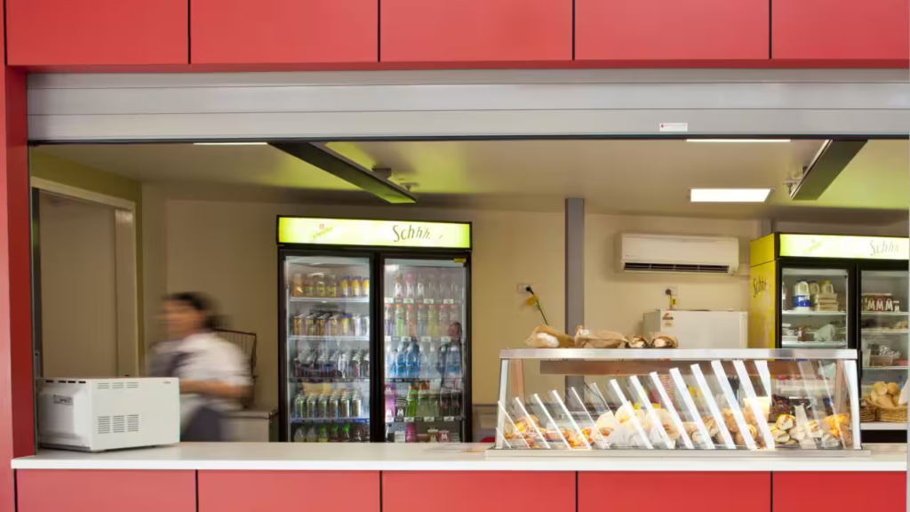 Supplying Kitchen Equipment to Schools and Hotels: What Products Are Ideal?