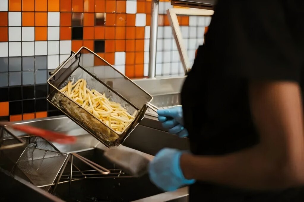 Top 5 Mistakes to Avoid When Buying Commercial Deep Fryer